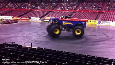 Best of Monster Trucks 2018 - Grave Digger, Superman, Maximum Destruction, Batman