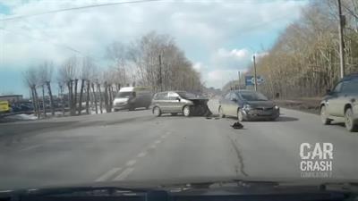 941. Car Crash Compilation 941 (декабрь 2017)