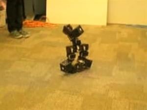 Самособирающийся робот