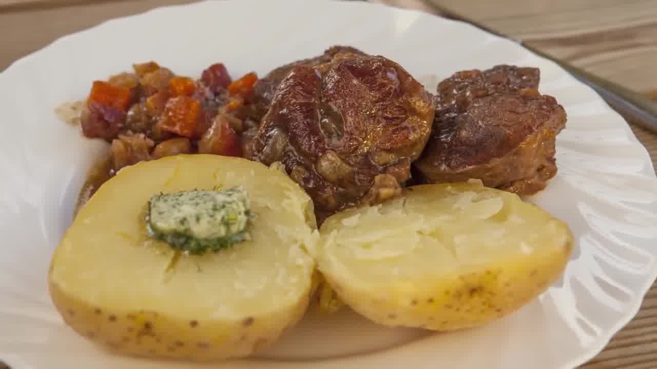 Как приготовить мясо по-французски, говядину по крестьянски, мясо в пиве, блюда из говядины