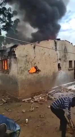 Как тушат пожар в Африке