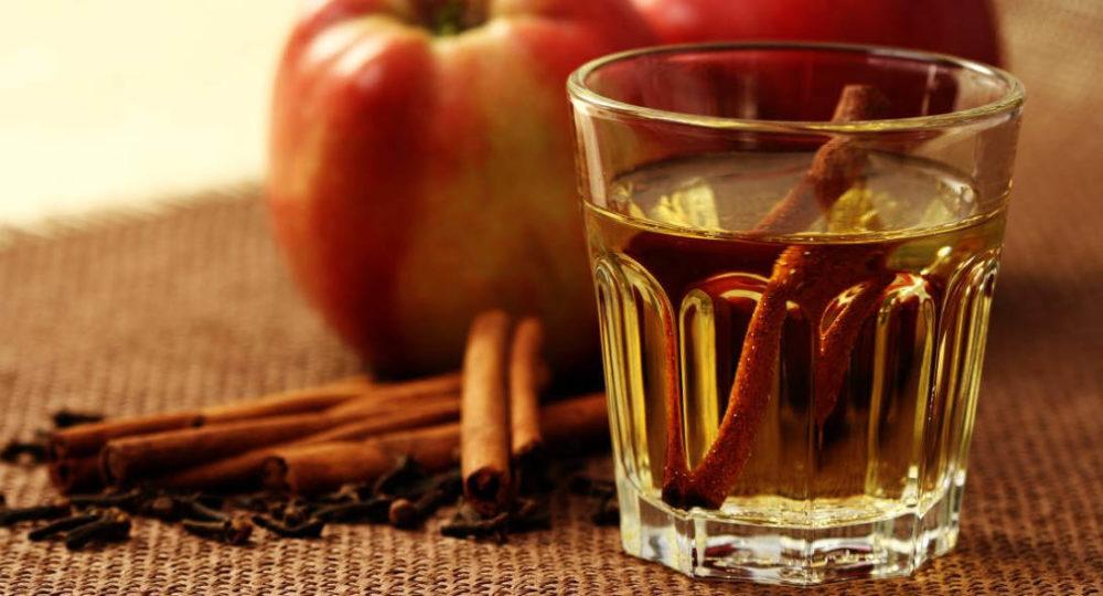 Коктейль виски с яблочным соком