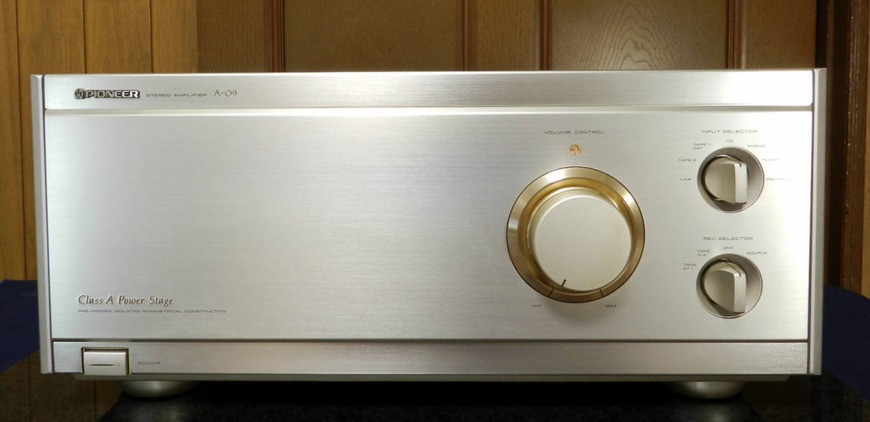 Pioneer A-09